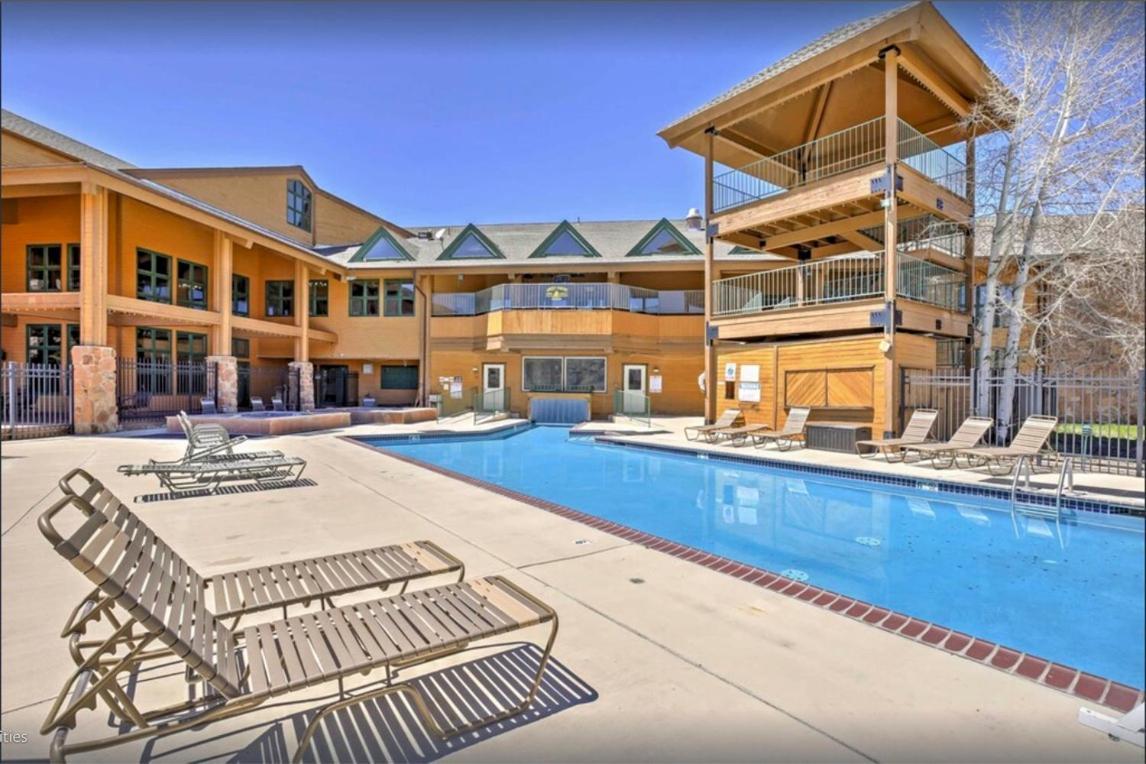 Relax, Adventure, Views, Amenities+Memories Apartment Granby Exterior photo