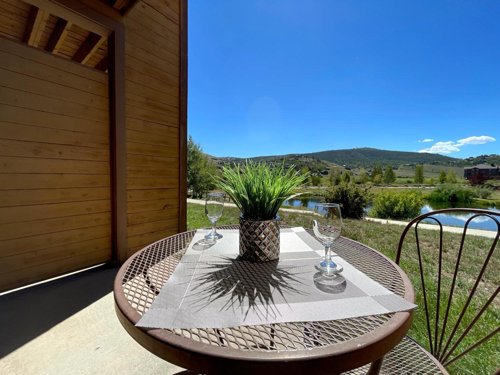 Relax, Adventure, Views, Amenities+Memories Apartment Granby Exterior photo