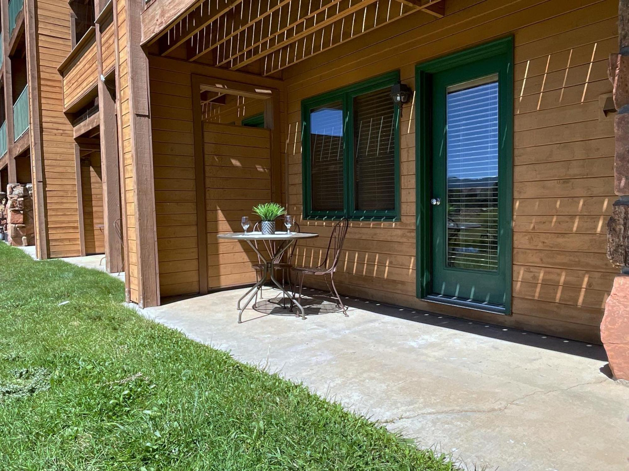 Relax, Adventure, Views, Amenities+Memories Apartment Granby Exterior photo