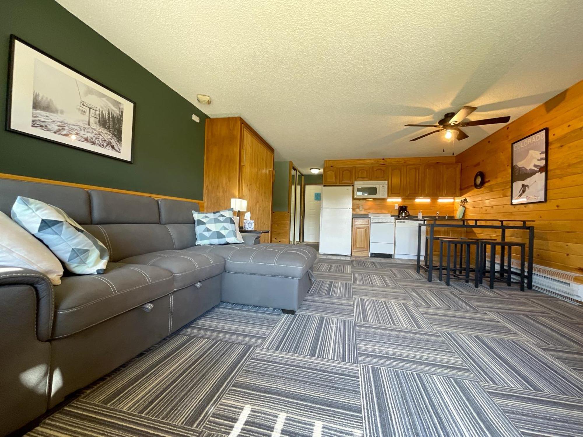 Relax, Adventure, Views, Amenities+Memories Apartment Granby Exterior photo